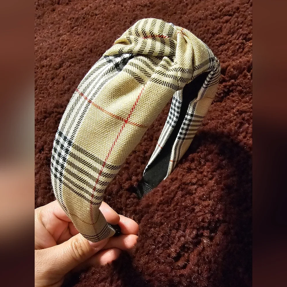 Plaid Tan Knotted Fashion Headband NWOT - Picture 4 of 5